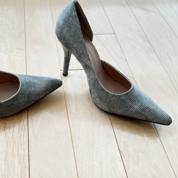 New in Box Colin Stuart Beautiful Snake Print Heels Pumps Size 9 - Picture 9 of 9